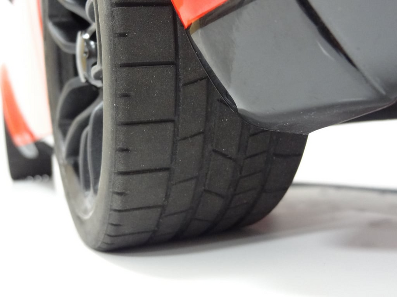 Miniatura 1/5  Scale Dodge Challenger [EDIÇÃO LIMITADA]